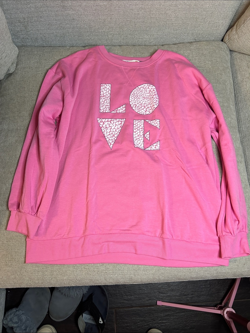 C&C California Pink 'LOVE' Graphic Pullover Sweatshirt